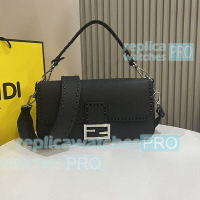 Replica Fendi Baguette Black Crossbody Bag Medium Size